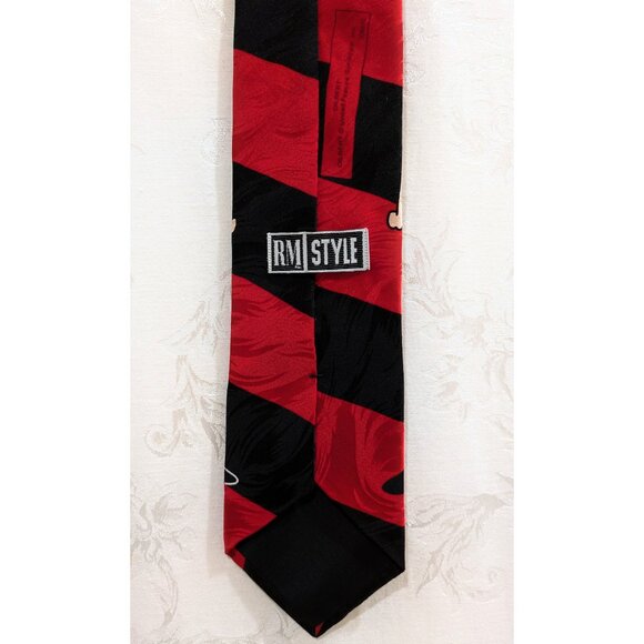 Dilbert Vintage 90s Silk Tie Jacquard Diagonal Stripe Comic Cartoon Funky Fun - Picture 3 of 5